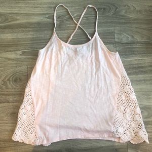 Pale pink Roxy tank top with Crochet detail